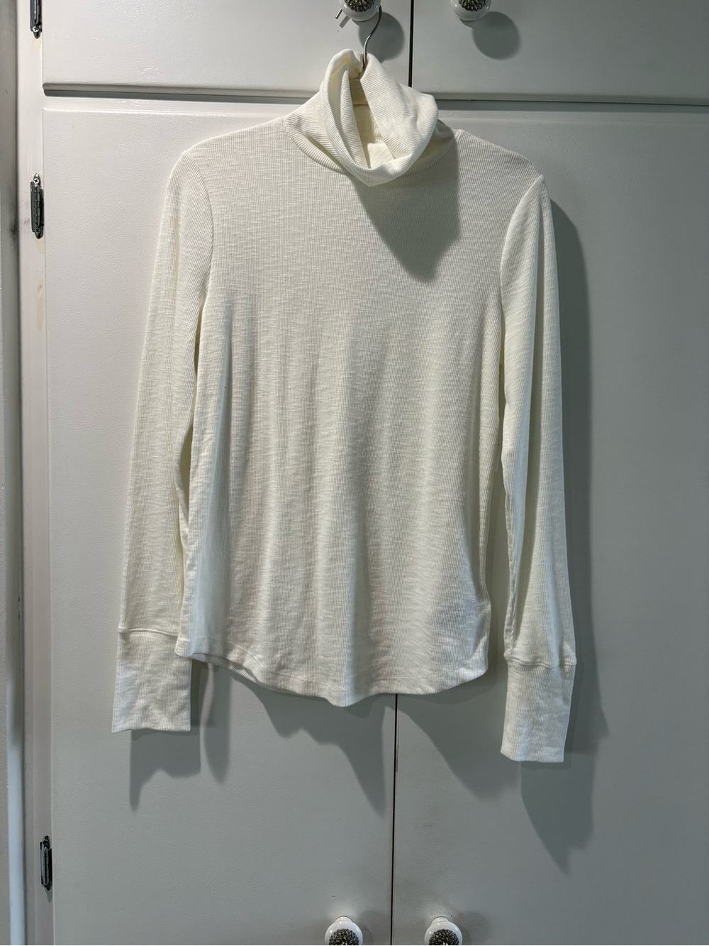 GAP Cream Long-Sleeve Turtleneck Top